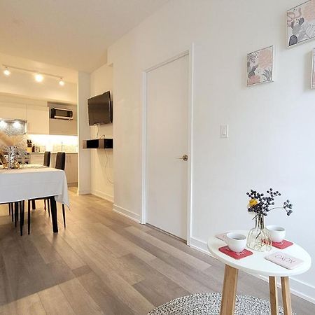 Lovely 3 Bedrooms In University Of โตรอนโต ภายนอก รูปภาพ